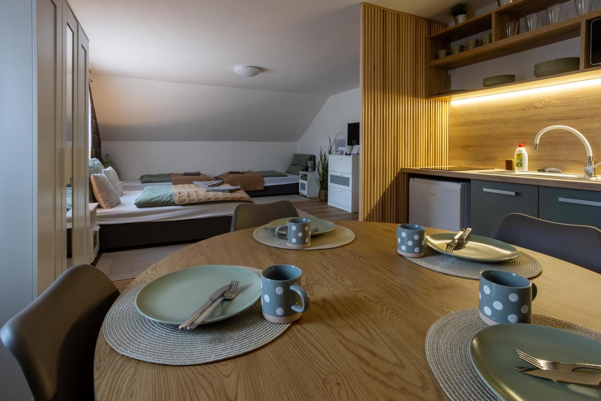 Rp Apartmanhaz Demjén Buitenkant foto